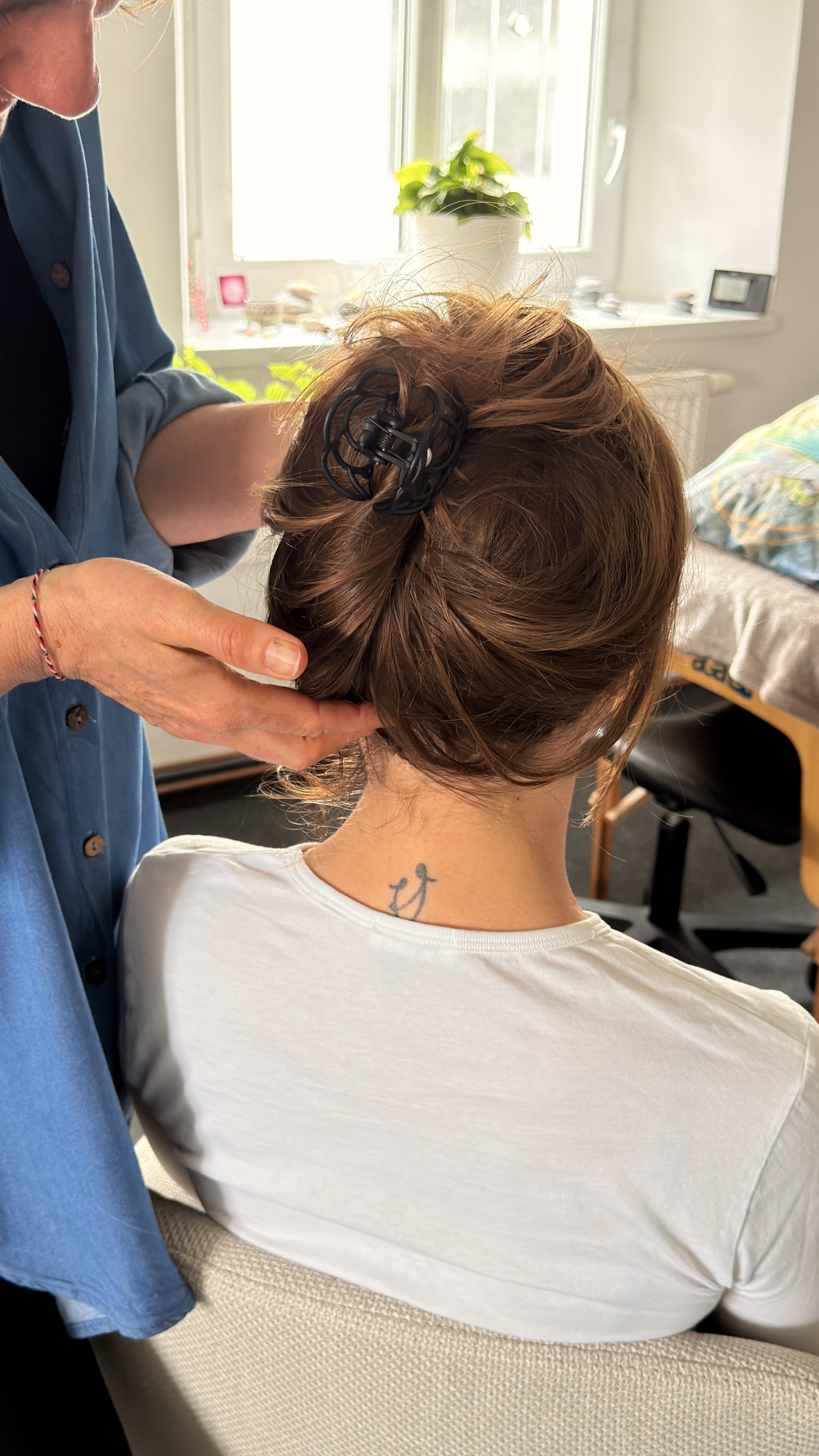 Indická masáž hlavy — Kateřina Mervartová