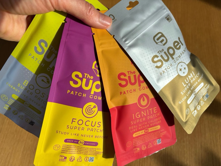 Balíčky Super Patch Boost, Focus, Ignite a Lumi v ruce
